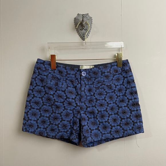 Anthropologie Elevenses 6 floral AOP summer shorts low rise blue black casual - Picture 1 of 7